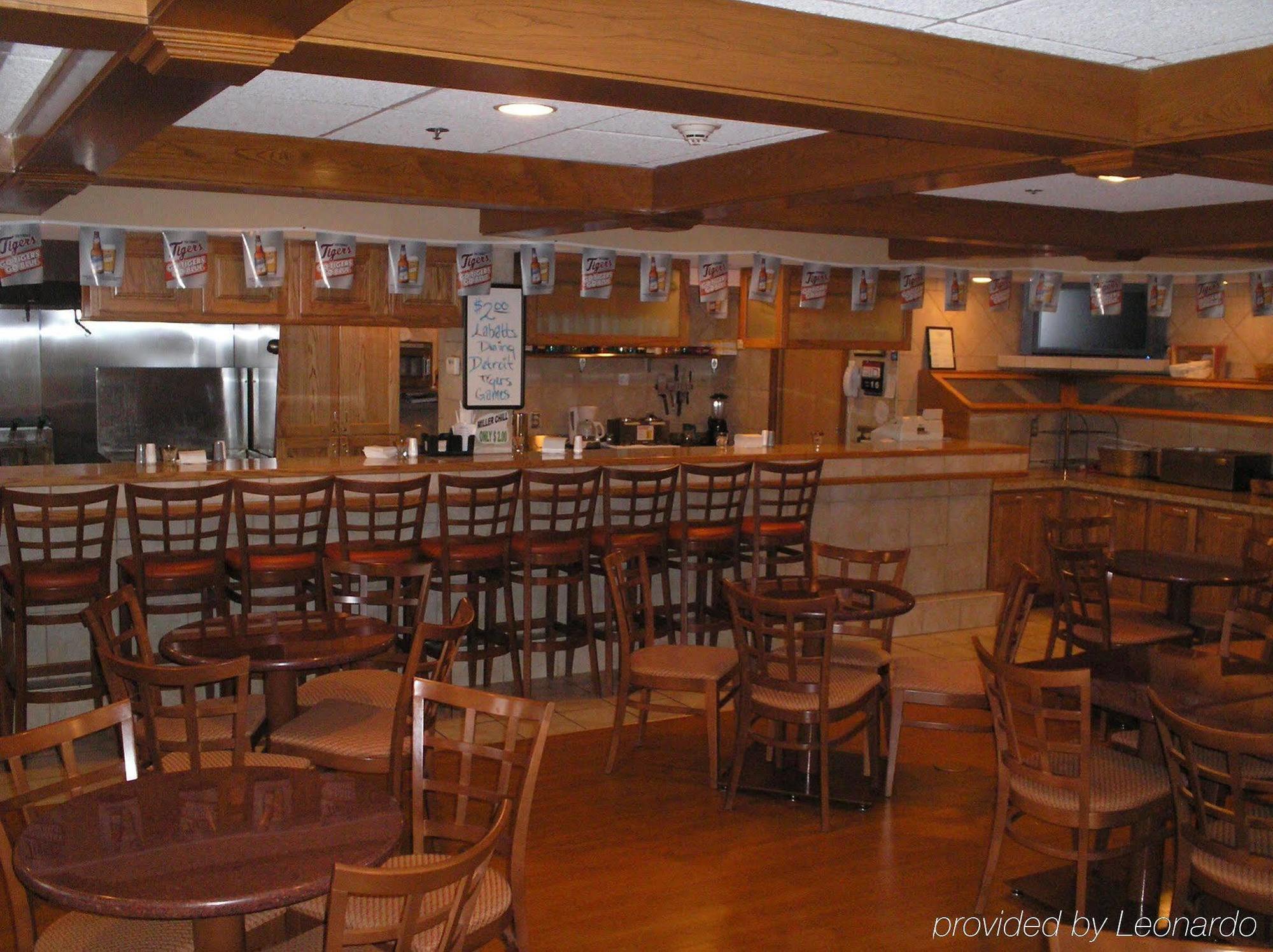 The Carlton Lodge Adrian Restaurante foto